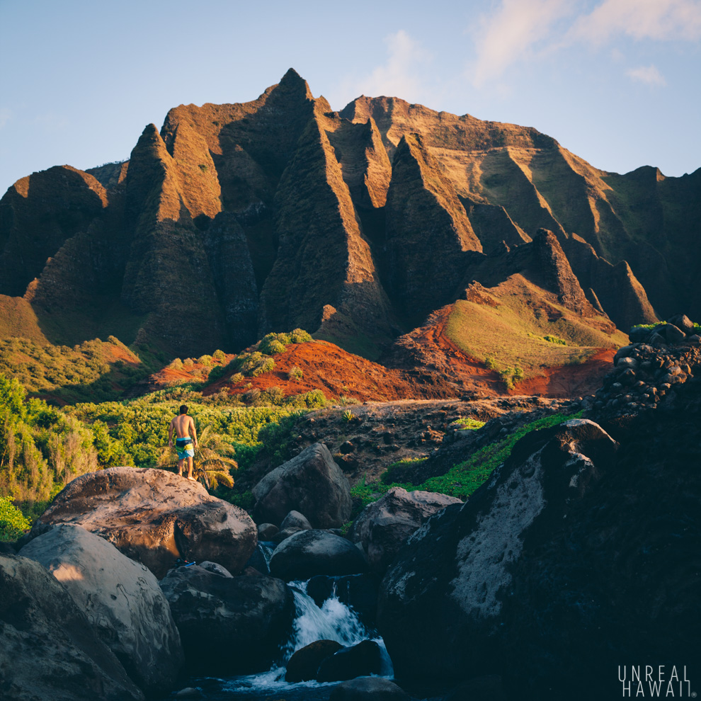 travel hawaii backpacking
